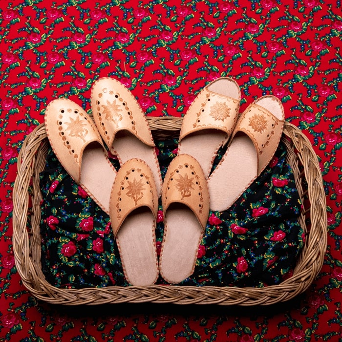 Pantofle regionalne skórzane