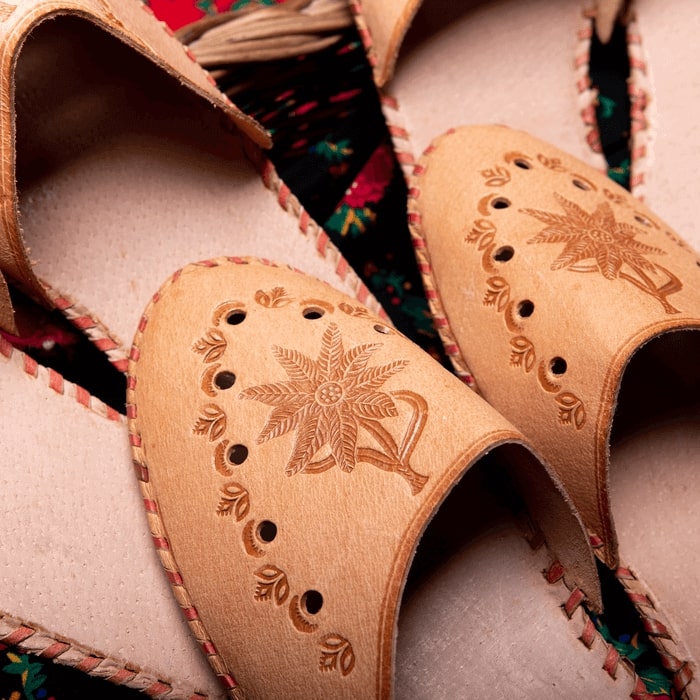 Pantofle regionalne skórzane